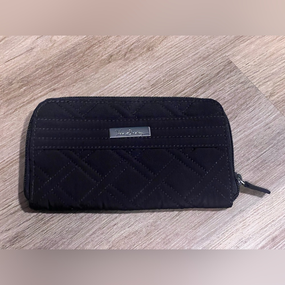 Vera Bradley RFID Quilted Accordion Wallet in Black